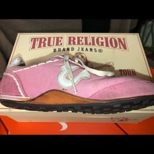 TRUE RELIGION SNEAKERS